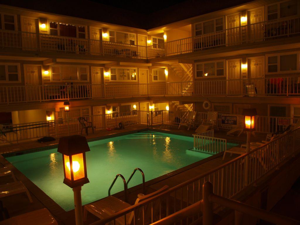 5001 NEW JERSEY AVENUE HOLLY BEACH CONDOS 206 WILDWOOD SUMMER